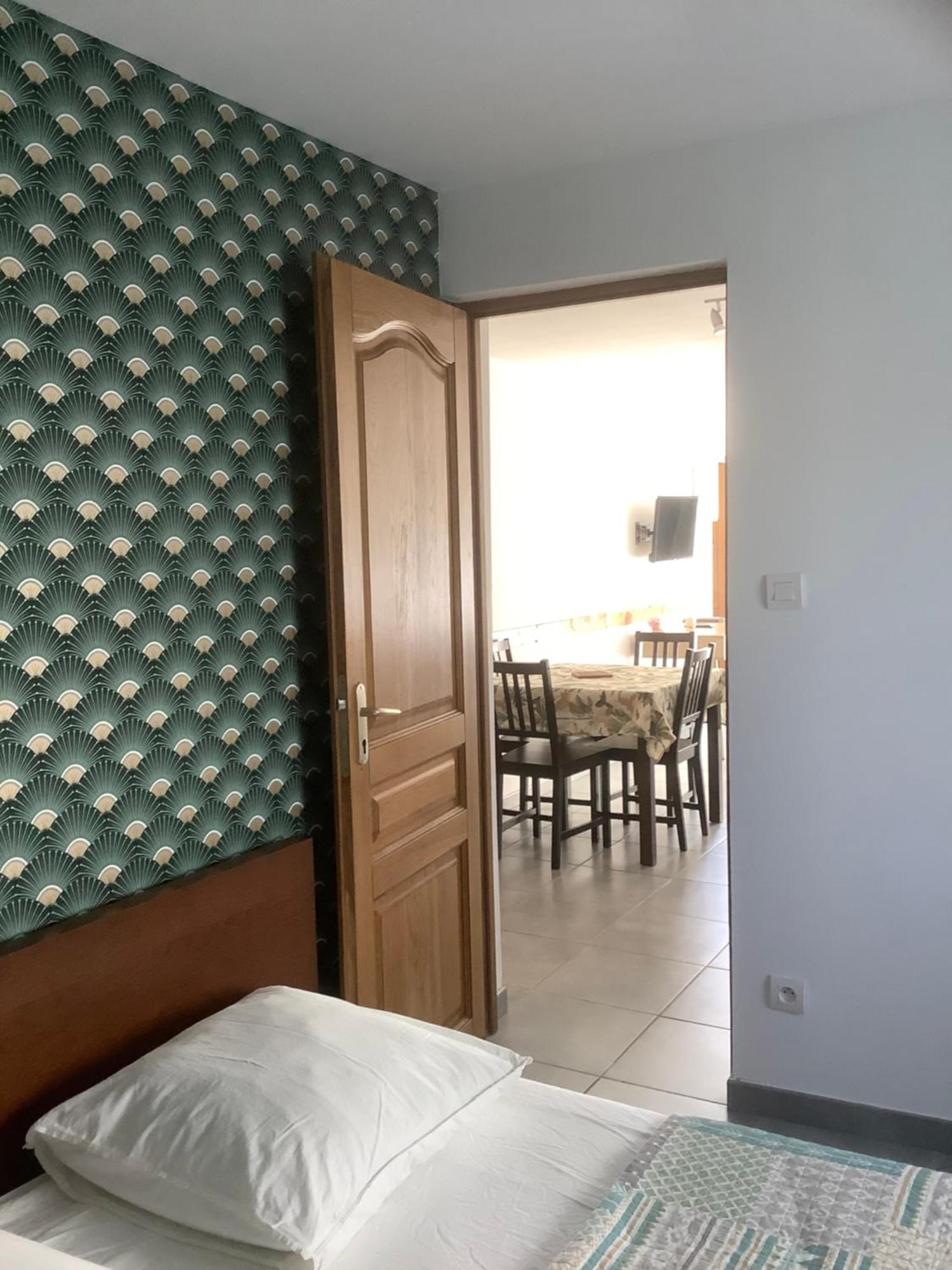 Augirons Apartment Saint-Ciers-sur-Gironde